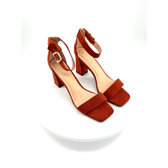 NWOB C Comfort Est 1946 Women’s Rust Suede Block Heel Sandals Size 11 - Picture 4 of 9